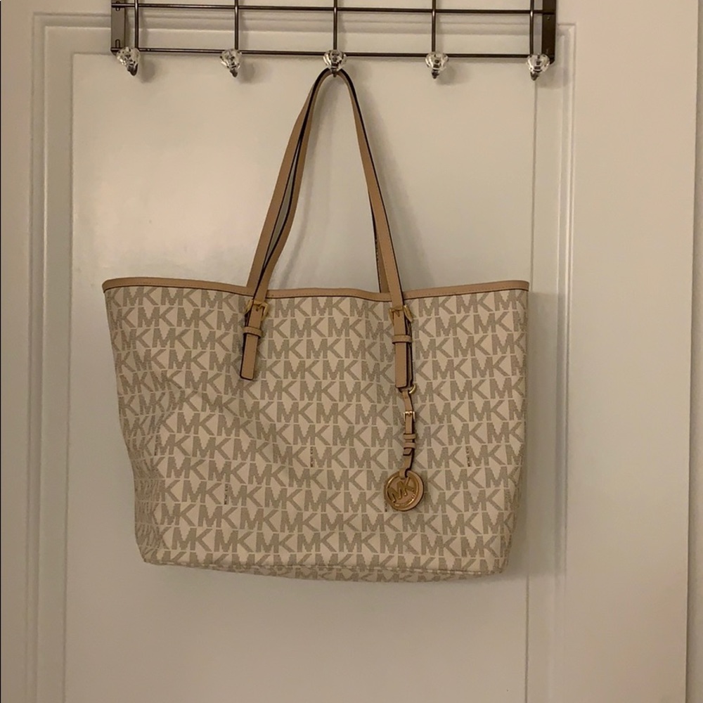 Michael Kors Handbag/tote bag